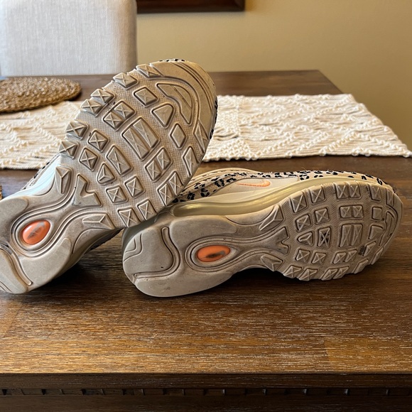NIKE AIR MAX 97 LEOPARD SE - Picture 5 of 6